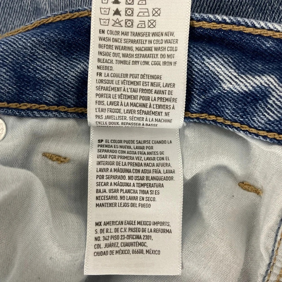 American Eagle Women’s Mom Jeans Hi Rise Straight Destroyed Faded Size 14 X-long - Picture 12 of 14